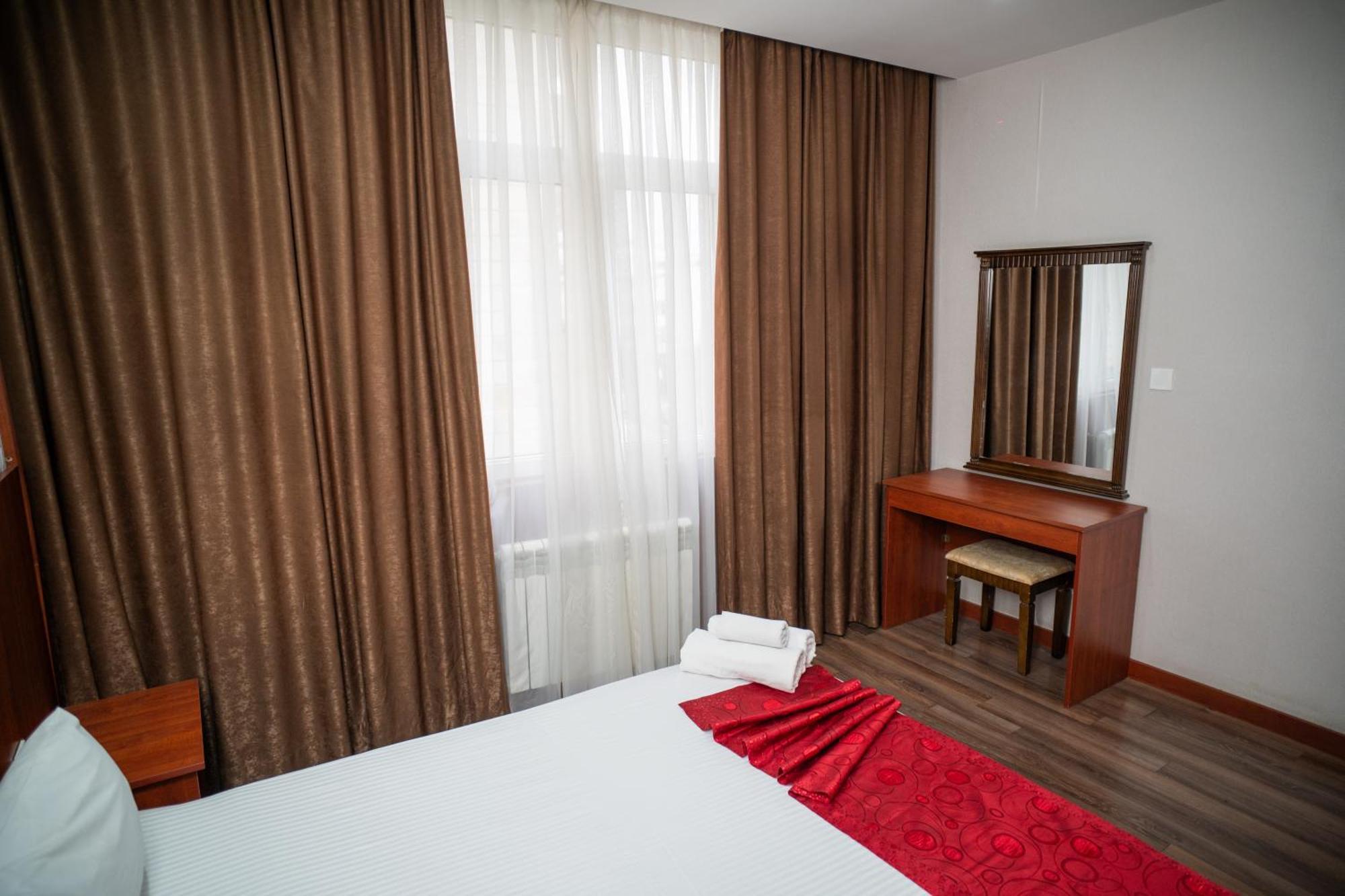 Consul Hotel Baku Exterior photo