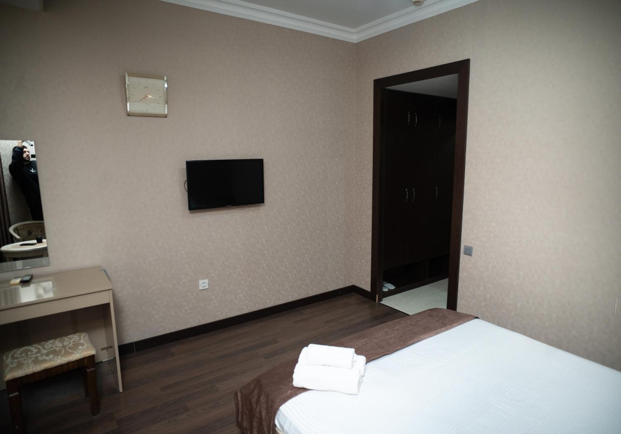 Consul Hotel Baku Exterior photo